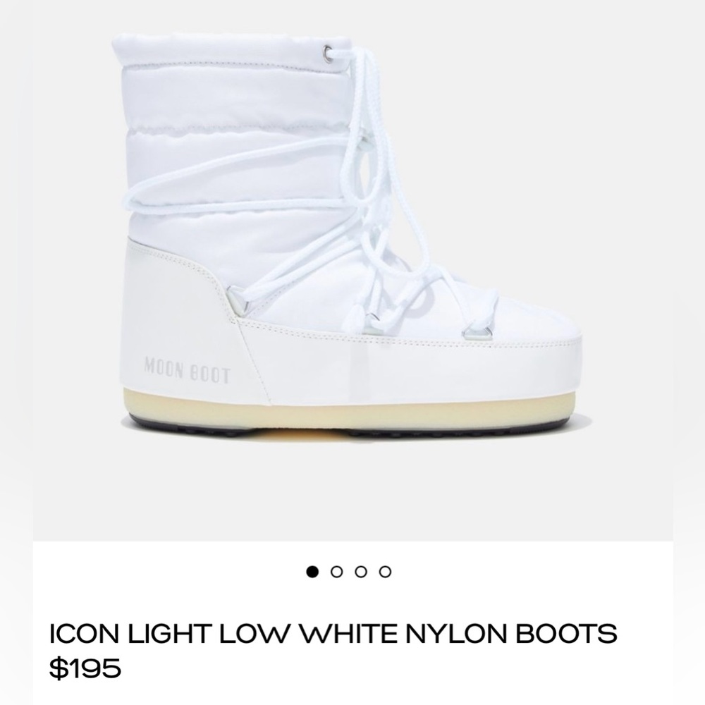 Moon Boot. Brand new still in the bag.  Ordered the wrong size.